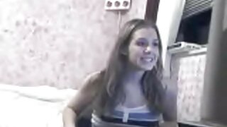 მოხდენილი შავგვრემან ...